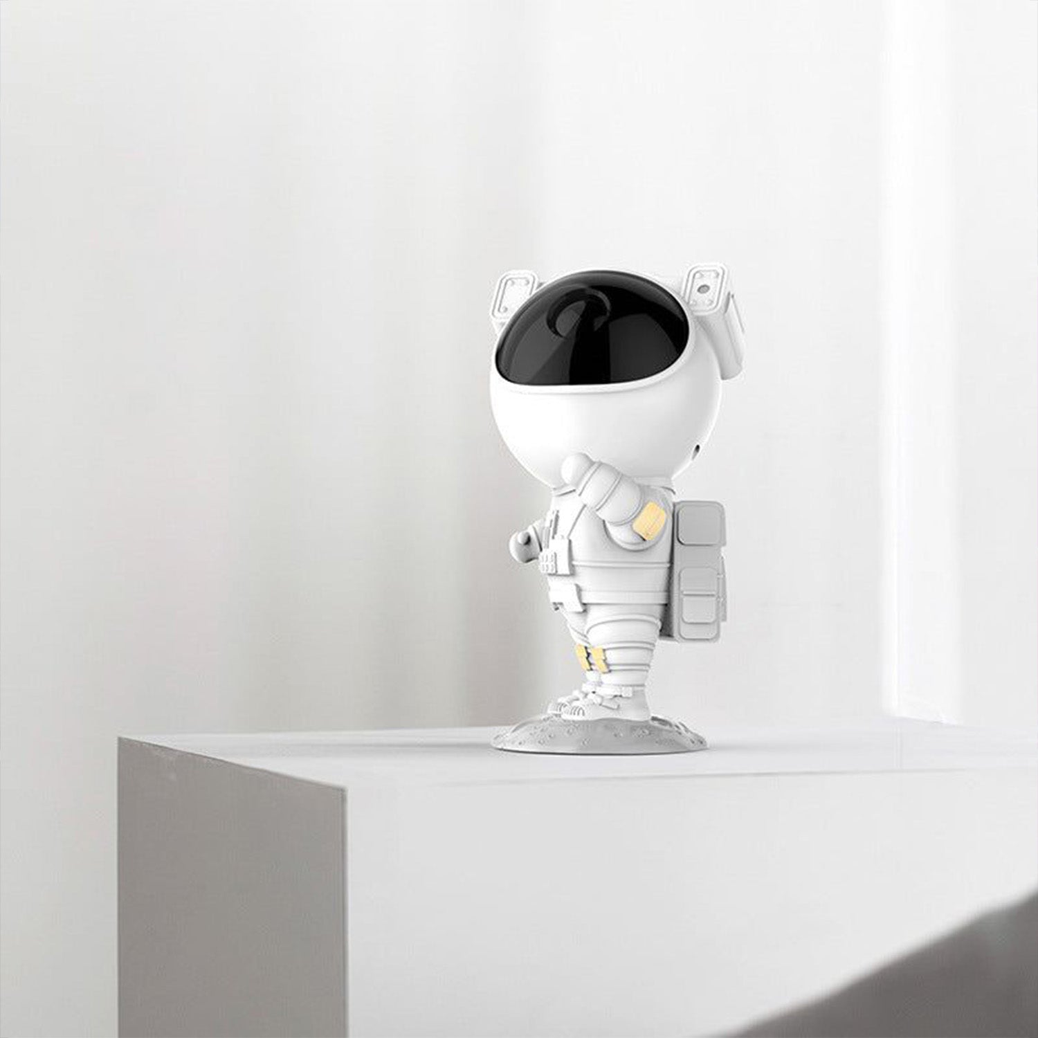 Astronaut Galaxy Projector Night Lamp in kids bedroom